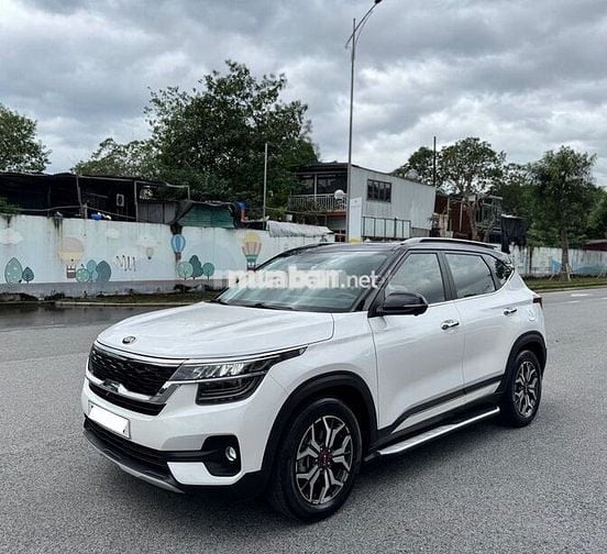Kia Seltos 2021 Premium 1.4 AT - 79000 km
