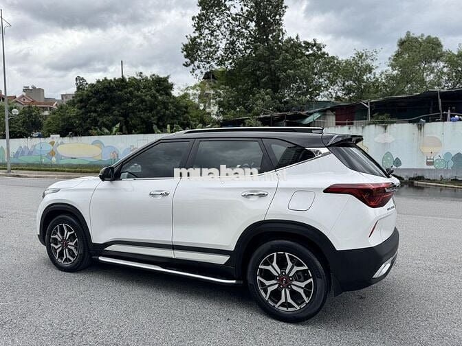 Kia Seltos 2021 Premium 1.4 AT - 79000 km