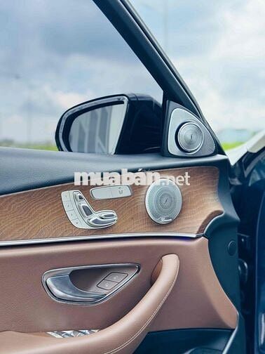 Mercedes Benz E Class 2017 E200 - 80.000km