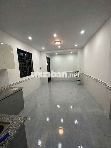 NHÀ 2 TẦNG ĐẸP — PHAN THỊ HÀNH-PHƯỜNG PHÚ THỌ HÒA (8m x 4m)