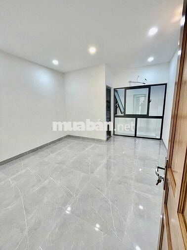 SIÊU PHẨM NHÀ MỚI 3 LẦU – MẶT TIỀN ĐƯỜNG D KHU SỐ 7A, Đường D5, BT