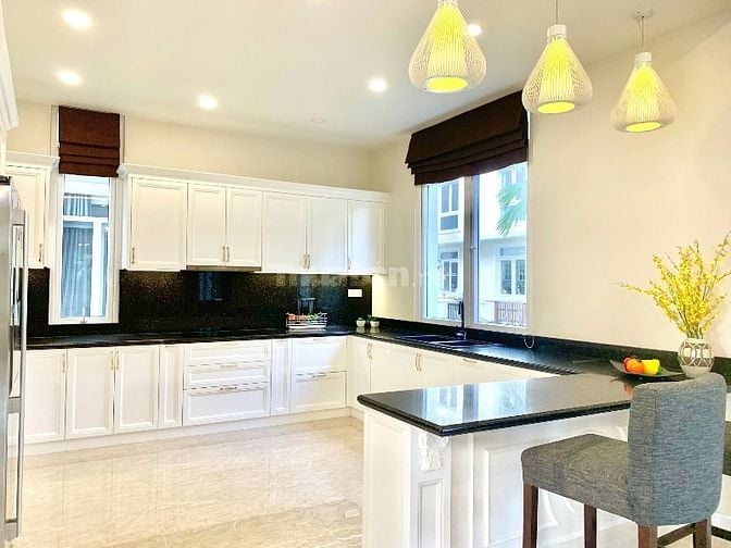 Cho thuê biệt thự Venica Khang Điền, Q9, 3 tầng, 300m2, 4PN,$3,500/th