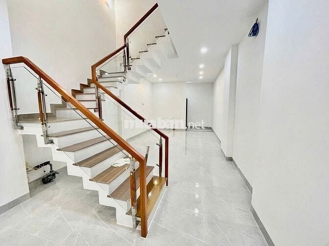 SIÊU PHẨM NHÀ MỚI 3 LẦU – MẶT TIỀN ĐƯỜNG D KHU SỐ 7A, Đường D5, BT