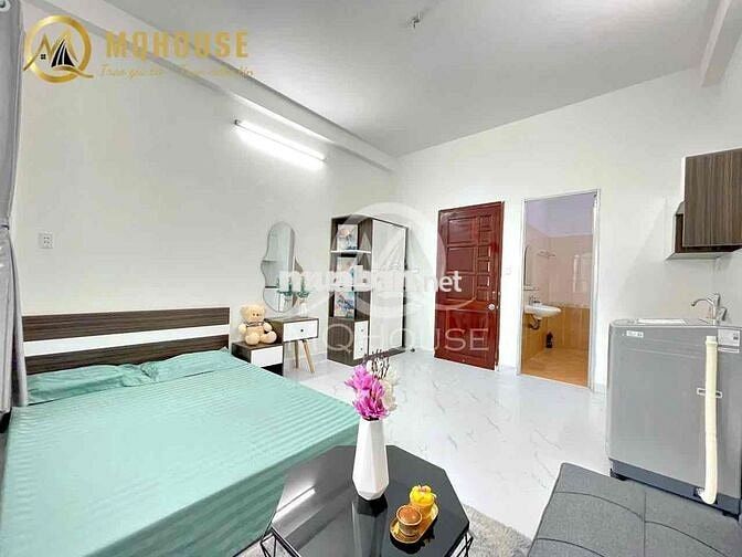 Căn Studio Full Nội Thất New 100% - Gần Vòng Xoay Dân Chủ