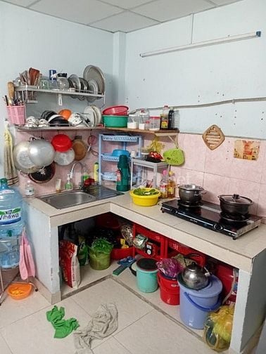 Cho thuê nhà nguyên căn, hẻm xe hơi.