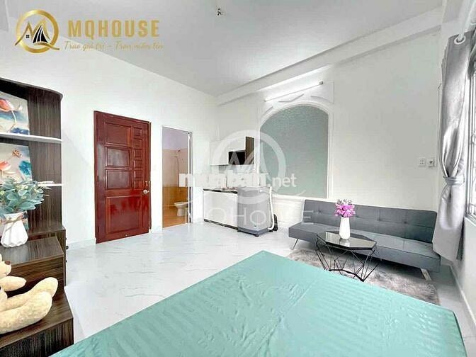 Căn Studio Full Nội Thất New 100% - Gần Vòng Xoay Dân Chủ