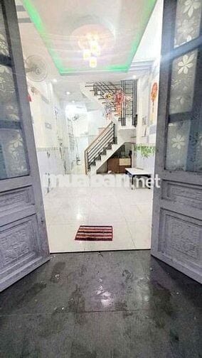 Trệt 2 lầu 3,5*10; 3pn đg xe hơi Rẻ chốt lẹ