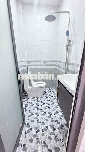 Cho Thuê Nhà  6tr5/ th  • Diện tích: 4,5m x 15m  • Kết cấu: gác lửng,
