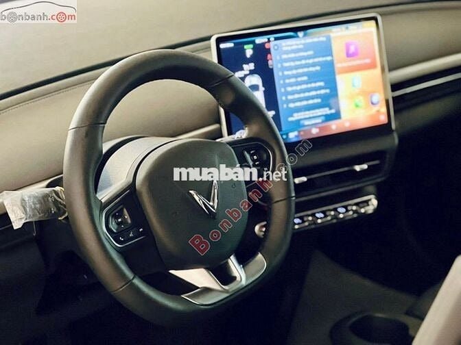 VinFast VF6 Eco 2025