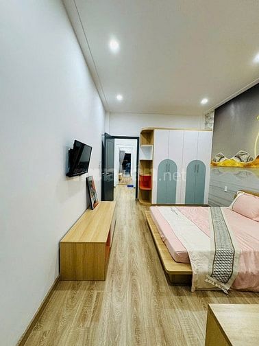 Nhà đẹp Cao cấp xe hơi để trong nhà Bùi Quang Là, P12, Q.Gò Vấp.