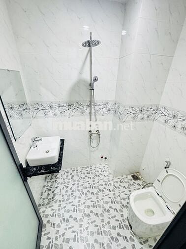 Cho thuê Nhà nguyên căn đường Lê Hồng Phong fullnt ở ngay