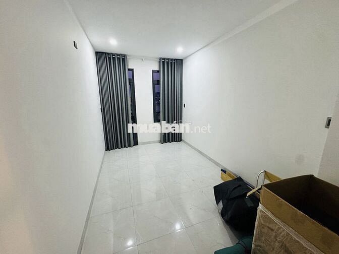 Cho thuê Nhà nguyên căn đường Lê Hồng Phong fullnt ở ngay