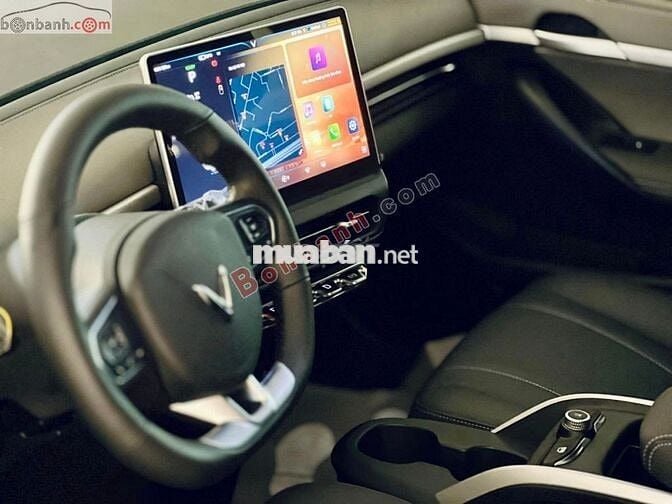 VinFast VF6 Eco 2025