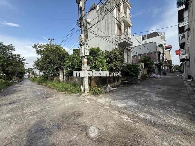 🔥 BÁN ĐẤT TẶNG NHÀ – CHỢ BÚN GIA LÂM, Ô TÔ 7 CHỖ VÀO TẬN NHÀ – GIÁ CHỦ