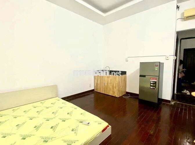 STUDIO FULL NỘI THẤT NGAY TRUNG TÂM Q8 CÁCH PARCMALL 5’ đi xe