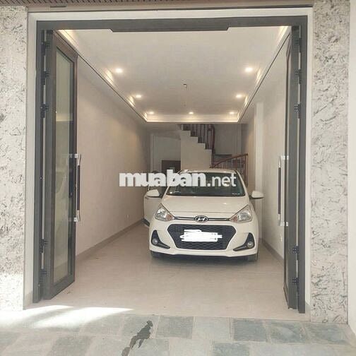 7tỷ9 có nhà hoa lâm ,lb . Kinh doanh , ô tô vào nhà 7tỷ9 có nhà hoa lâm ,lb . Kinh doanh , ô tô vào nhà