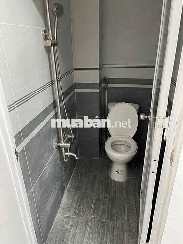 Bán Nhà  Trệt Lầu Gần Bệnh Viện Q12 Giá 650TR .