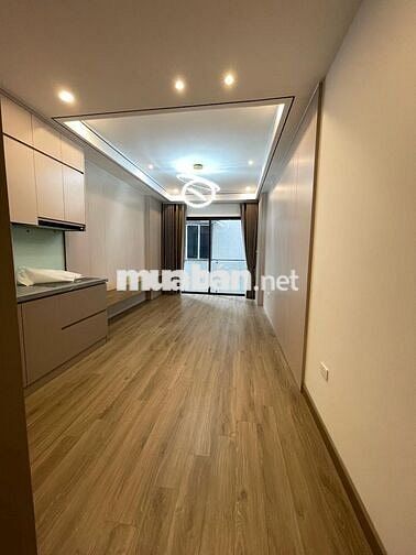 7tỷ9 có nhà hoa lâm ,lb . Kinh doanh , ô tô vào nhà