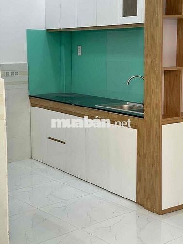 Bán Nhà  Trệt Lầu Gần Bệnh Viện Q12 Giá 650TR .