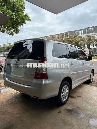 Toyota Innova 2012 E - HÀNG XỊN