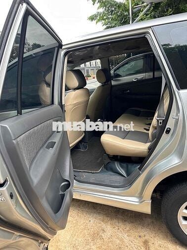 Toyota Innova 2012 E - HÀNG XỊN