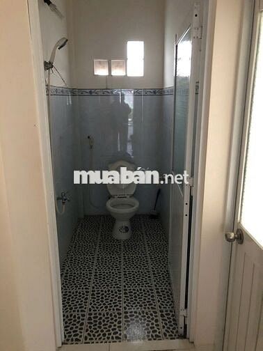 Cho thuê nhà 1T1L 4PN gần chợ Hưng Long