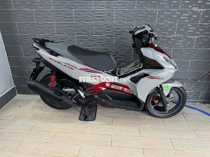 Honda Air Balde 125 date 2025 Xám Xi Măng Bstp
