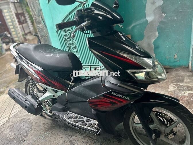 Aiblade sạch sẽ, máy chạy bốc