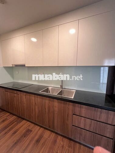 Cho thuê 78m2. Nội thất đẹp. Miễn phí QL.