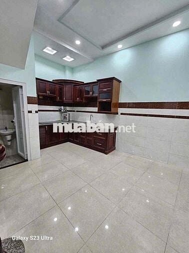 Full nội thất 4,5*12 trệt lầu 2pb hẻm xe hơi Rẻ chốt lẹ