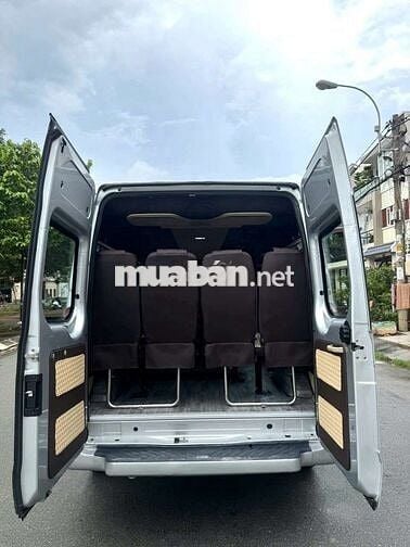 FORD TRANSIT SVP 16 CHỖ SX2018 - 178000 km