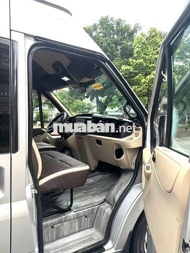 FORD TRANSIT SVP 16 CHỖ SX2018 - 178000 km