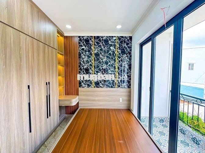 Cho thuê nhà full nội  thất  đường  trần văn khánh, q7