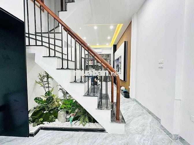 Nhà Đẹp Bạch Mai, Hai Bà Trưng 39m, 4 tầng, mt 3.6m, giá 8.2 tỷ.