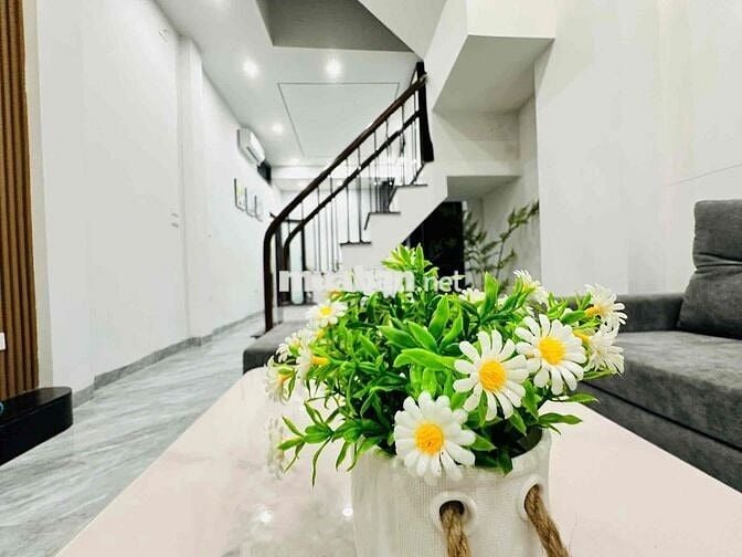 Nhà Đẹp Bạch Mai, Hai Bà Trưng 39m, 4 tầng, mt 3.6m, giá 8.2 tỷ.
