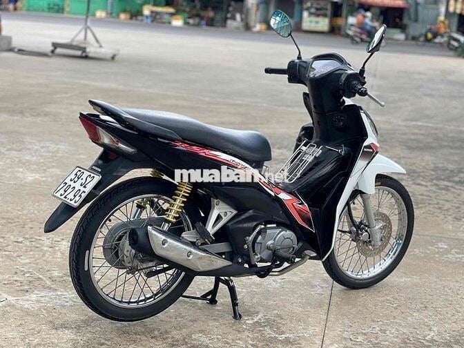 [ĐẸP NHƯ MỚI]👉 Wave RSX Fi 2018,XE ÍT ĐI,NGAY CHỦ💖