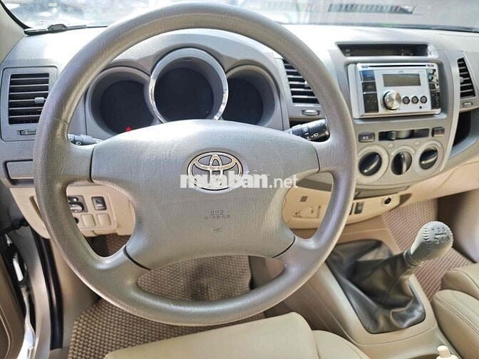 Toyota Fortuner 2011 2.5G - 16000 km