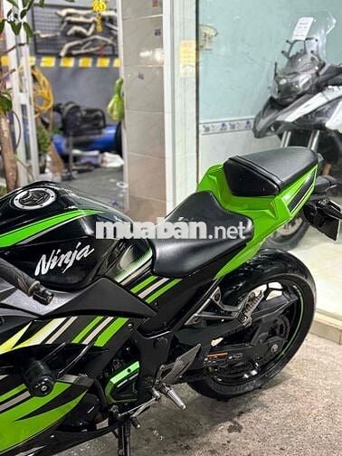 Cần bán Kawasaki Ninja 300 Abs 2017 Biển SG 9 chủ