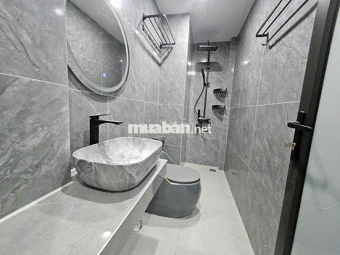 HIếmNhà đẹp Sài Đồng 40M,7 tầng thang máy,ô tô tránh,ngõ thông,full