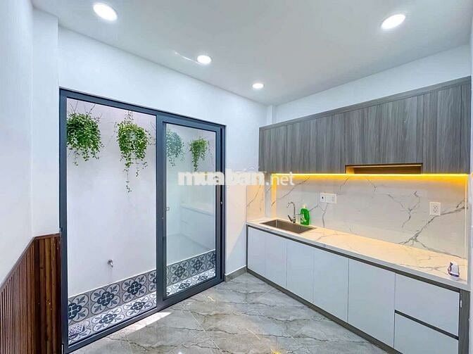 Cho thuê nhà full nội  thất  đường  trần văn khánh, q7