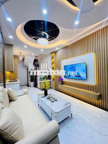 Bán Nhanh Nhà Mới 7 Tỷ Phạm Văn Đồng-32m2 5 Tầng