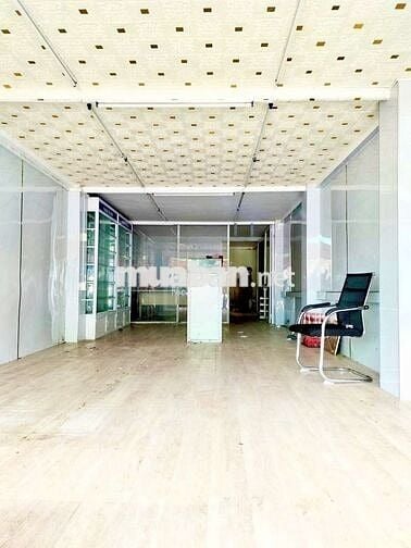 Mặt Tiền KDC Tên Lửa: Nhà 1 Lầu. Nở hậu 8 mét.
