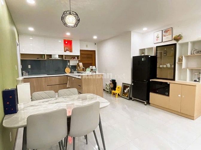 Chung cư Satra, Phan Đăng Lưu, P1, PN, 145m2, 3PN, 2WC, Nội thất, 21tr
