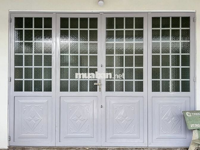 Bán gấp dãy trọ 10P-2Kiot ở gần KCN Trảng Bàng 320m2 SHR giá 1 tỉ 05tr
