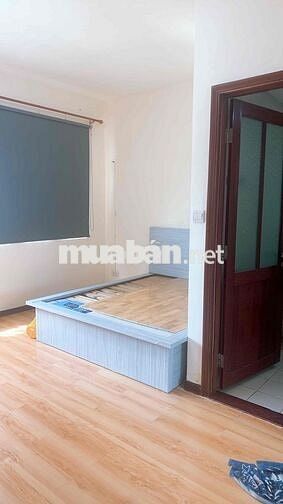 Cho thuê Cân hộ chung cư cao cấp Tản Đà , số 86 Tản Đà , P11, Q5  DT :