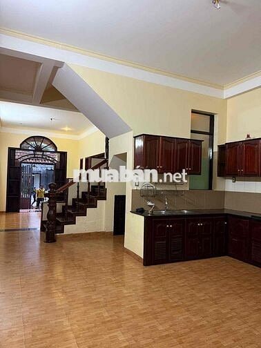 Cho Thuê Nhà Nguyên Căn 2,5 Tầng - Đường Nguyễn Phong Sắc