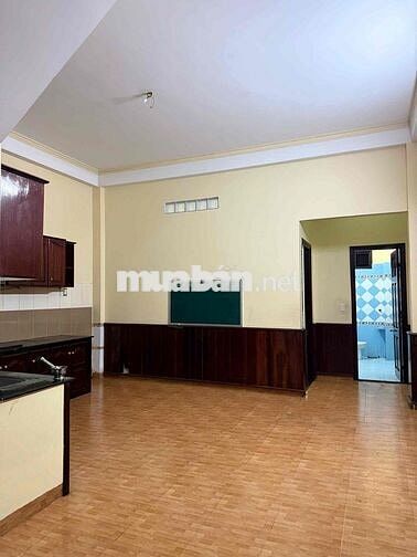 Cho Thuê Nhà Nguyên Căn 2,5 Tầng - Đường Nguyễn Phong Sắc