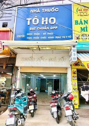 Mặt Tiền KDC Tên Lửa: Nhà 1 Lầu. Nở hậu 8 mét.