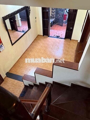 Cho Thuê Nhà Nguyên Căn 2,5 Tầng - Đường Nguyễn Phong Sắc