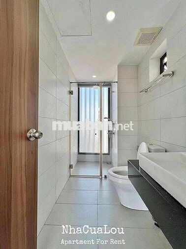 Siêu phẩm căn hộ full nội thất 2PN ban công thoáng Trần Hưng Đạo q5